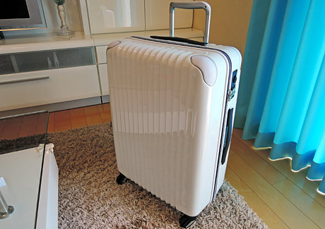 海外個人旅行では軽量スーツケースが重要